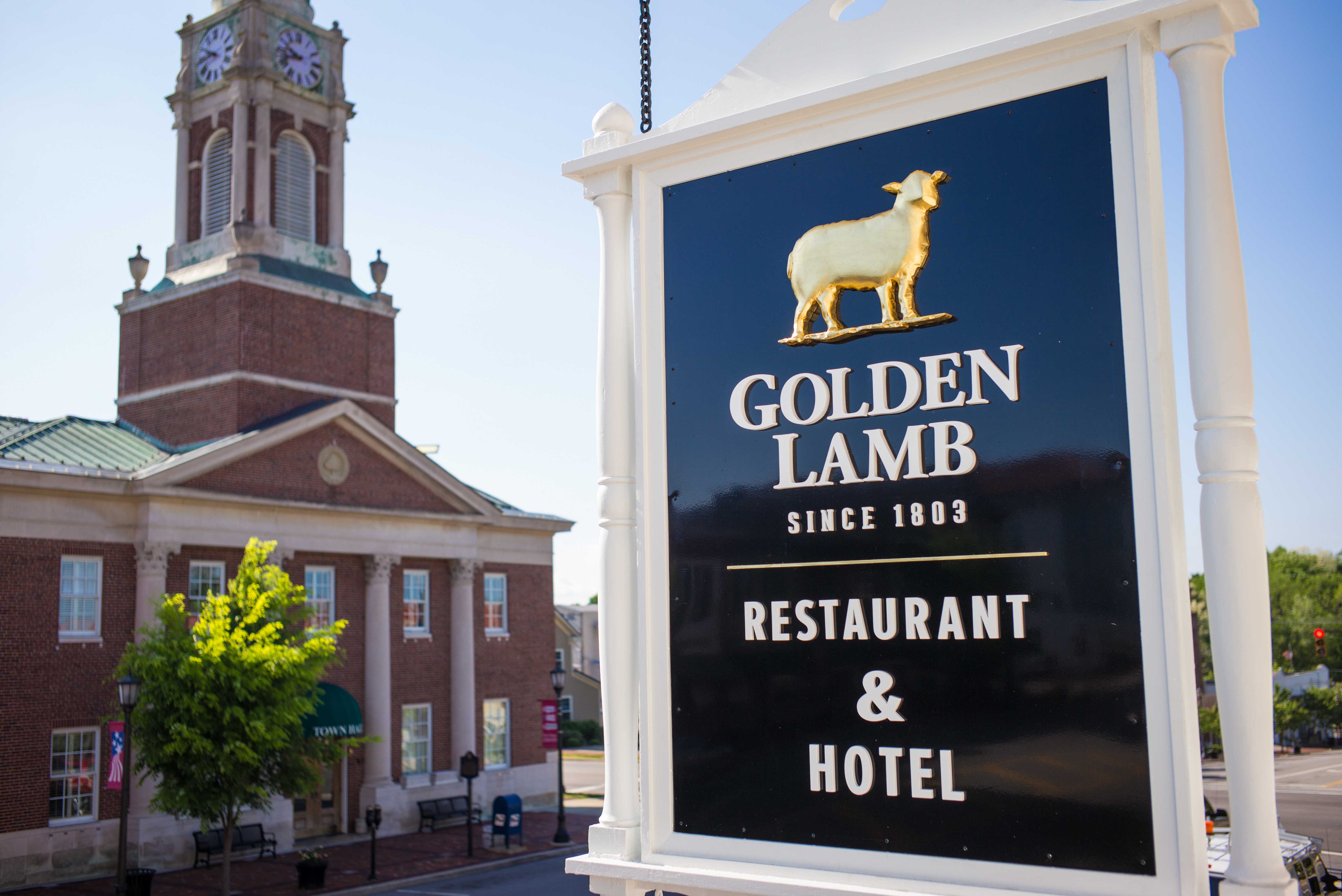 Golden Lamb lobby